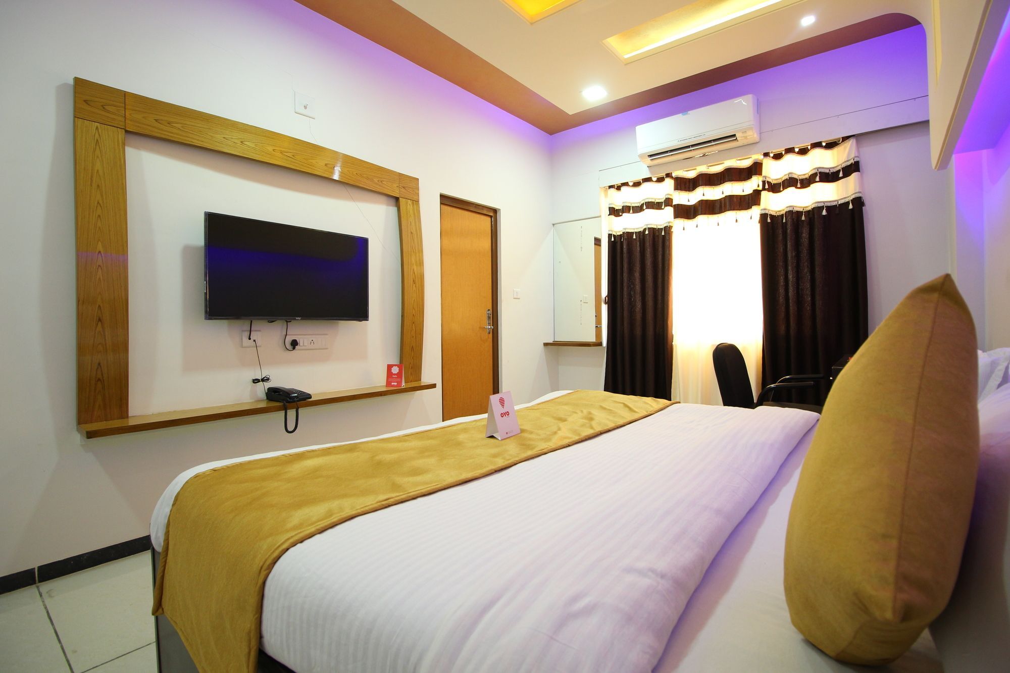 Palette- Siddharth Inn Gandhinagar Kültér fotó