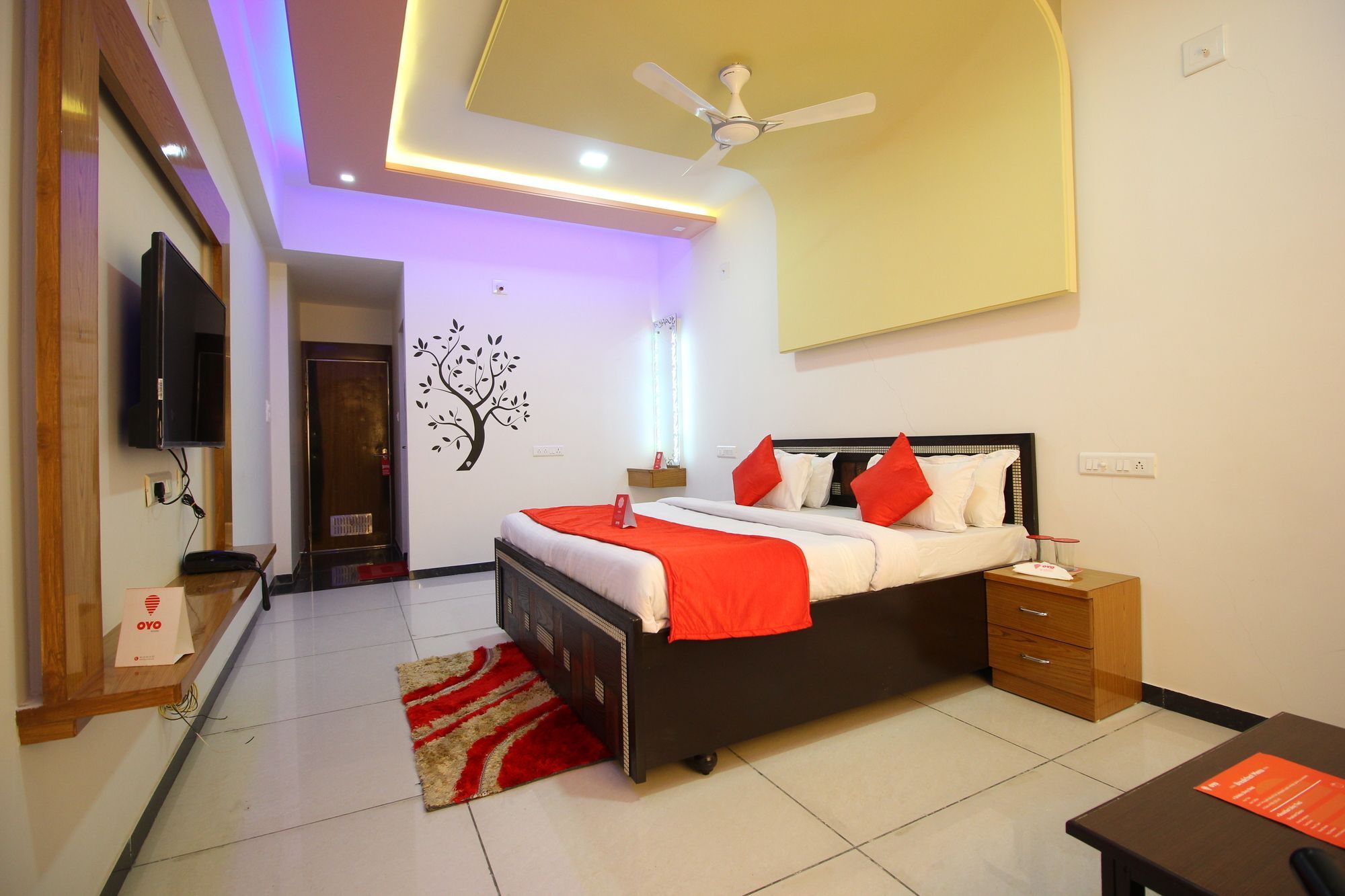 Palette- Siddharth Inn Gandhinagar Kültér fotó